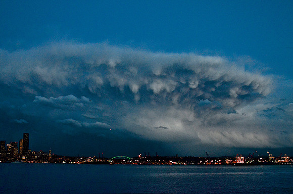 The alien cloud